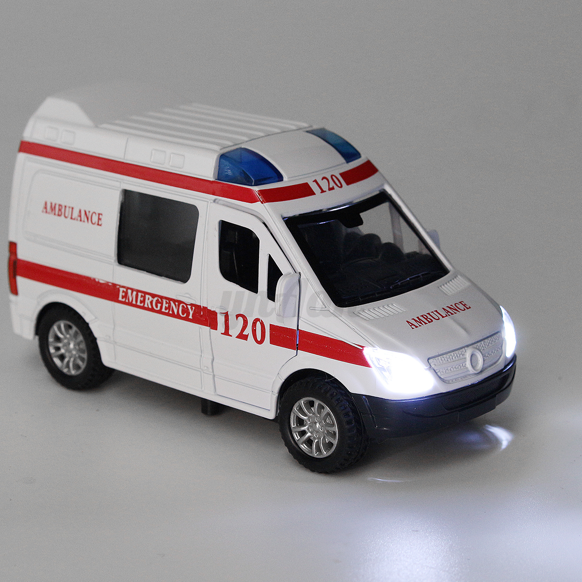 1:32 White Ambulance Alloy Diecast Vehicles Car Model Toy w/ Light ...